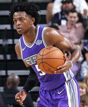 德媒：穆西亚拉和阿方索的恢复完全符合计划，目标是12月登场