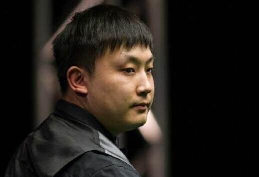 篮球勇士官方宣布签下新秀后卫