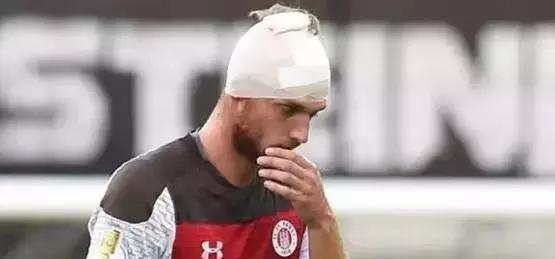 大罗：维尼修斯和拉菲尼亚可以争金球奖；更多人参与将帮助中国队进步