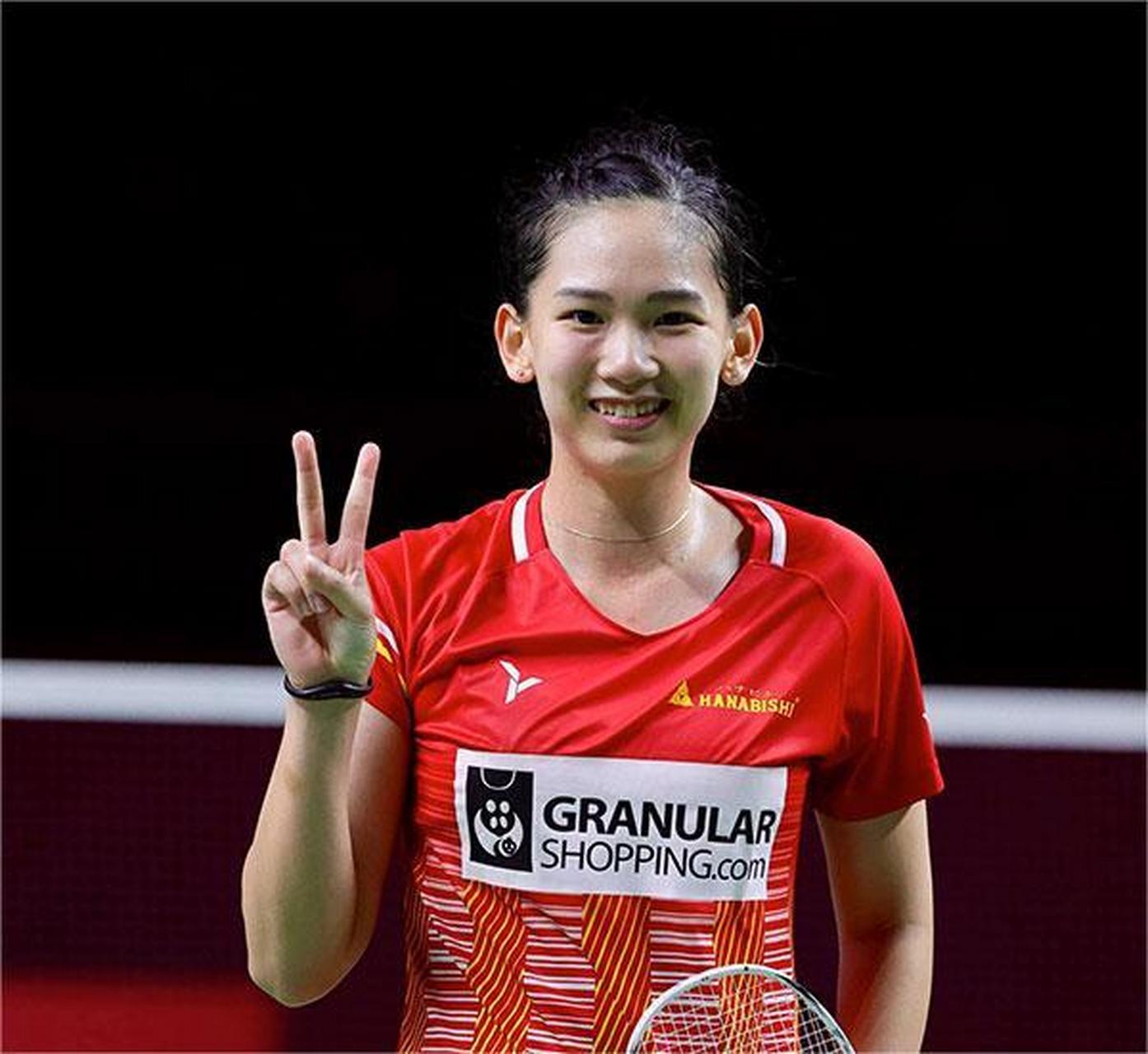 右脚传中 右脚传中